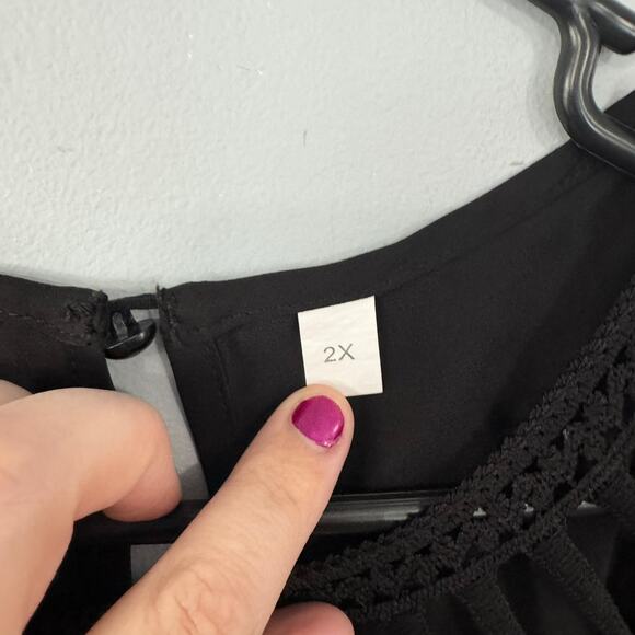 Unbranded Black Crochet Neckline Cold Shoulder Top Plus Size 2X Spandex Blend - Picture 4 of 8